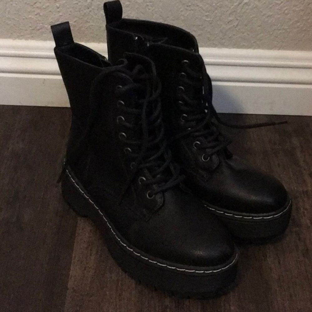 Black boots